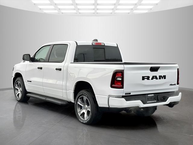 2025 RAM Ram 1500 RAM 1500 TRADESMAN CREW CAB 4X4 57 BOX