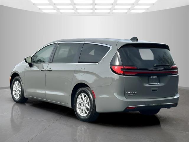 2025 Chrysler Pacifica PACIFICA SELECT