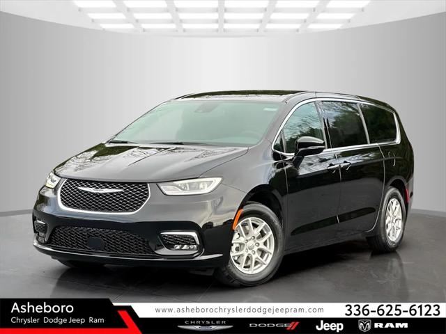 2025 Chrysler Pacifica PACIFICA SELECT