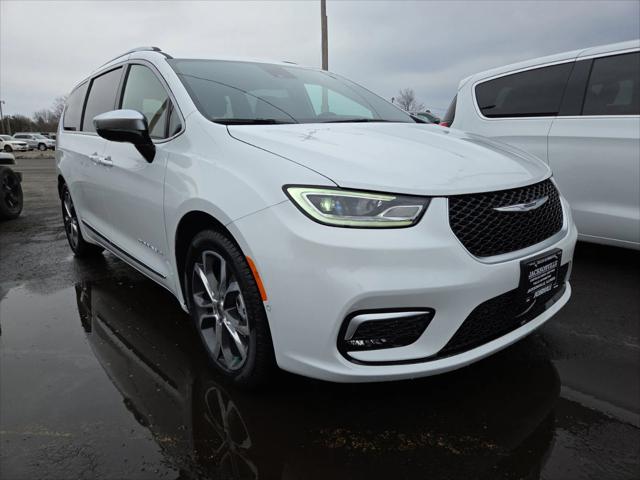 2025 Chrysler Pacifica PACIFICA PINNACLE