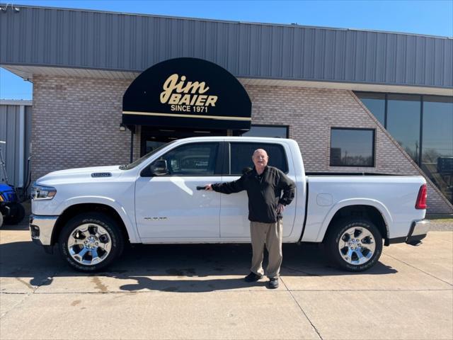 2025 RAM Ram 1500 RAM 1500 BIG HORN CREW CAB 4X4 57 BOX
