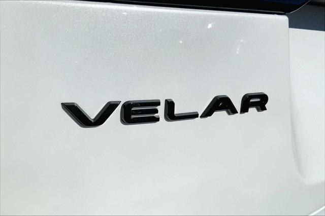 2025 Land Rover Range Rover Velar P250 Dynamic SE