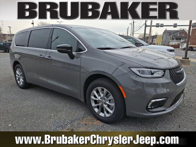 2025 Chrysler Pacifica PACIFICA SELECT AWD