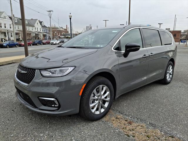 2025 Chrysler Pacifica PACIFICA SELECT AWD