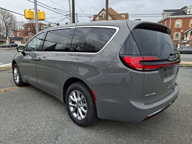 2025 Chrysler Pacifica PACIFICA SELECT AWD