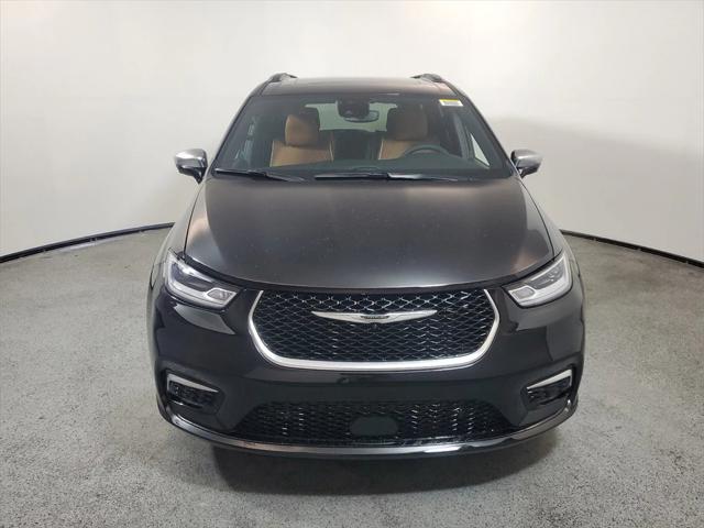 2025 Chrysler Pacifica Hybrid PACIFICA PLUG-IN HYBRID PINNACLE