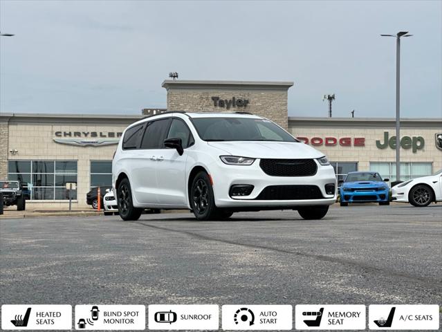 2025 Chrysler Pacifica Hybrid PACIFICA PLUG-IN HYBRID S APPEARANCE