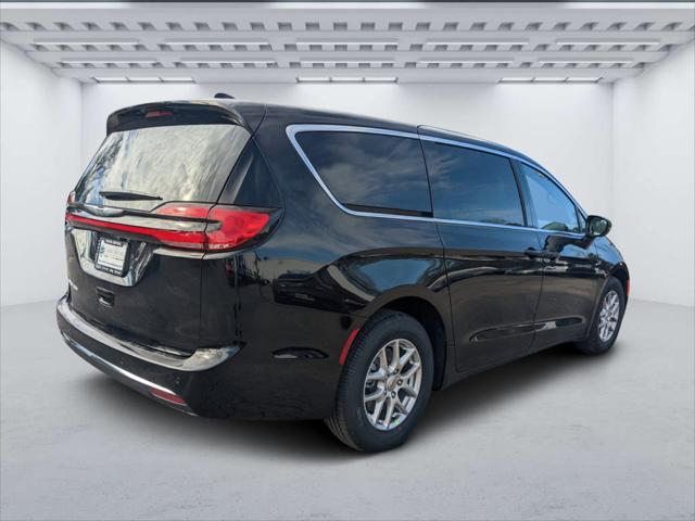 2025 Chrysler Pacifica PACIFICA SELECT
