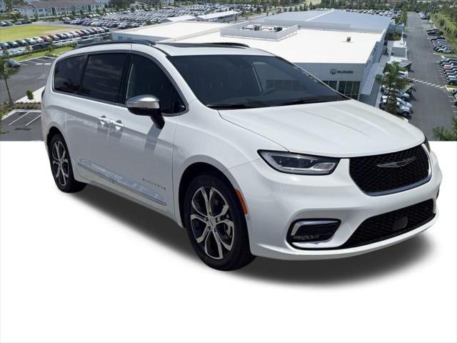 2025 Chrysler Pacifica PACIFICA PINNACLE