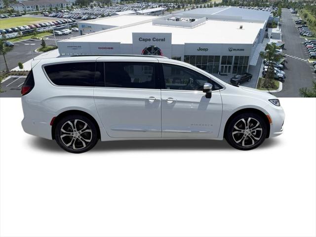 2025 Chrysler Pacifica PACIFICA PINNACLE