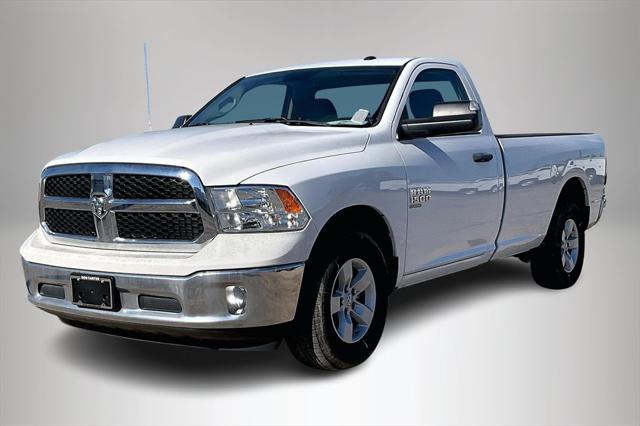 2023 RAM Ram 1500 Classic RAM 1500 CLASSIC TRADESMAN REGULAR CAB 4X4 8 BOX