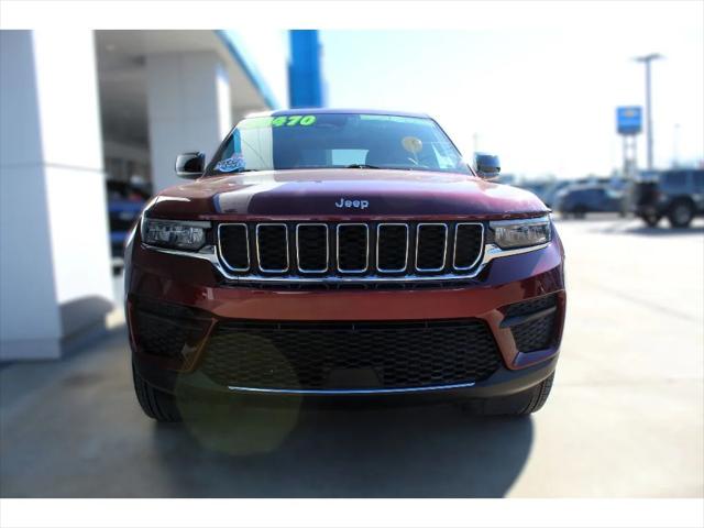 2023 Jeep Grand Cherokee Laredo 4x4