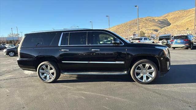 2019 Cadillac Escalade ESV Luxury