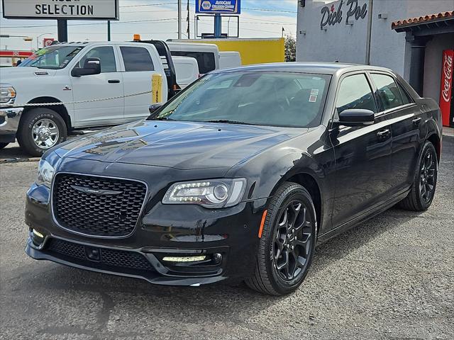 2022 Chrysler 300 Touring L AWD