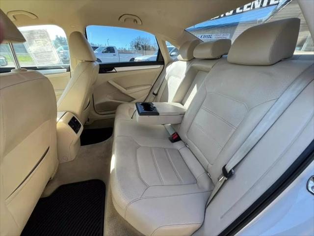 2013 Volkswagen Passat 2.5L SE