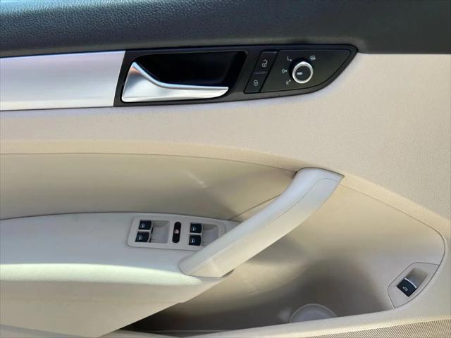 2013 Volkswagen Passat 2.5L SE