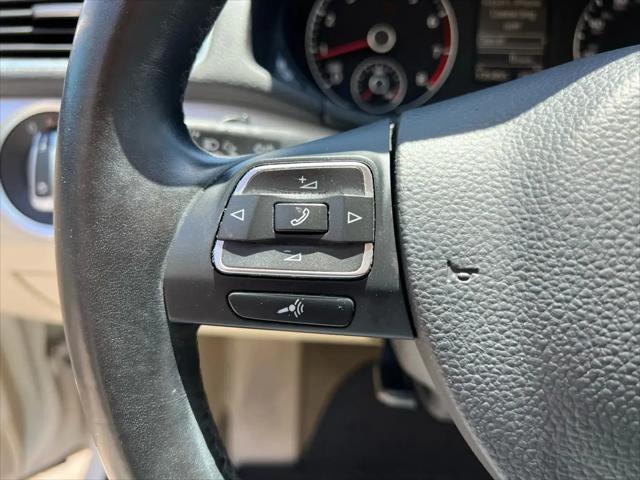 2013 Volkswagen Passat 2.5L SE