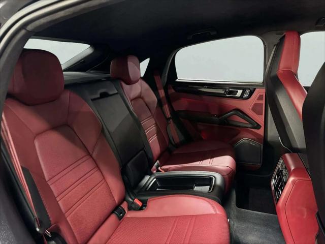2022 Porsche Cayenne Turbo GT