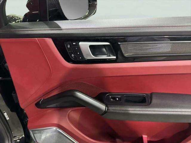 2022 Porsche Cayenne Turbo GT