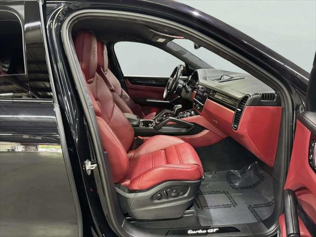 2022 Porsche Cayenne Turbo GT