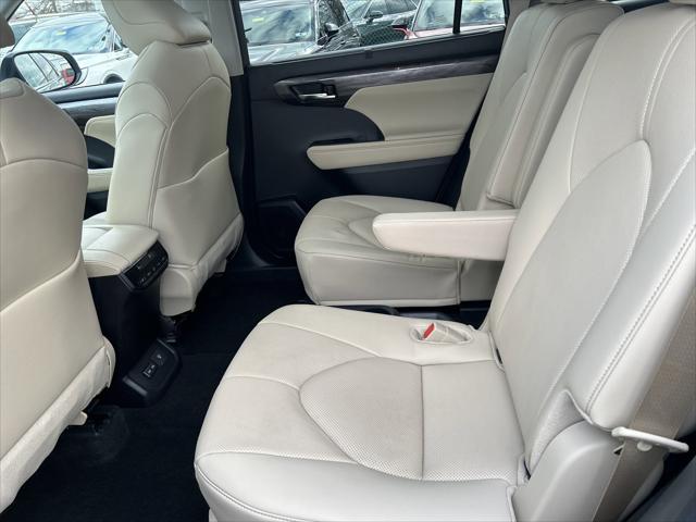 2024 Toyota Highlander Limited
