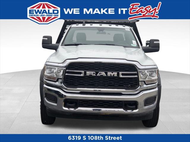2024 RAM Ram 5500 Chassis Cab RAM 5500 TRADESMAN CHASSIS REGULAR CAB 4X4 84 CA 2024 RAM Ram 5500 Chassis Cab RAM 5500 TRADESMAN CHASSIS REGULAR CAB 4X4 84 CA