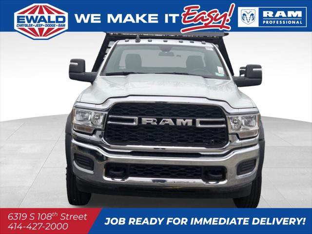 2024 RAM Ram 5500 Chassis Cab RAM 5500 TRADESMAN CHASSIS REGULAR CAB 4X4 84 CA 2024 RAM Ram 5500 Chassis Cab RAM 5500 TRADESMAN CHASSIS REGULAR CAB 4X4 84 CA
