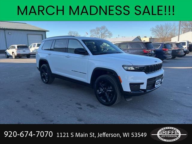 2025 Jeep Grand Cherokee GRAND CHEROKEE L ALTITUDE 4X4