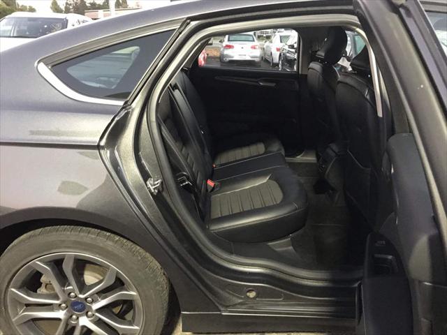 2017 Ford Fusion SE