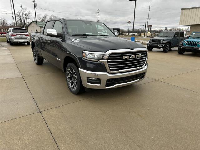 2025 RAM Ram 1500 RAM 1500 LARAMIE CREW CAB 4X4 64 BOX