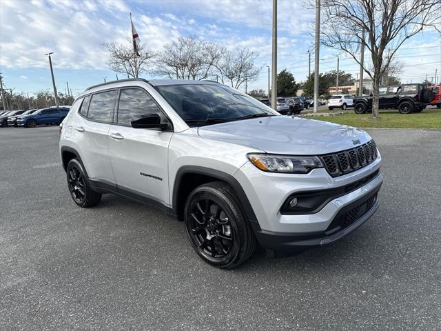 2025 Jeep Compass COMPASS LATITUDE 4X4