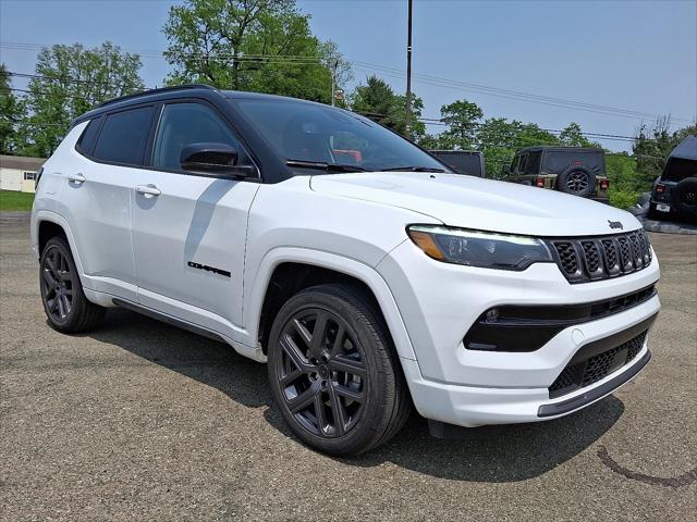 2025 Jeep Compass COMPASS LIMITED 4X4