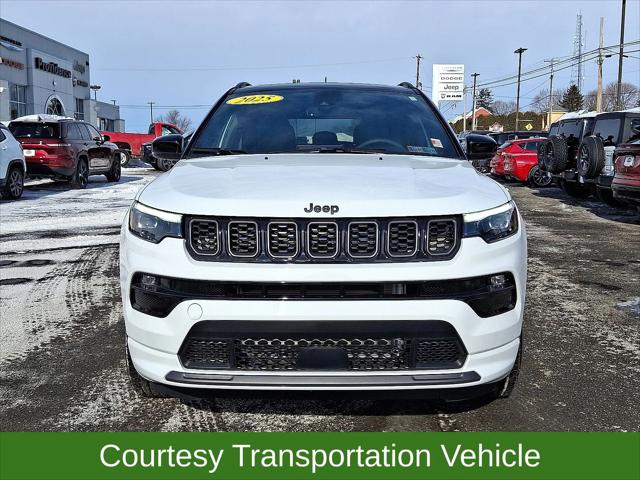 2025 Jeep Compass COMPASS LIMITED 4X4