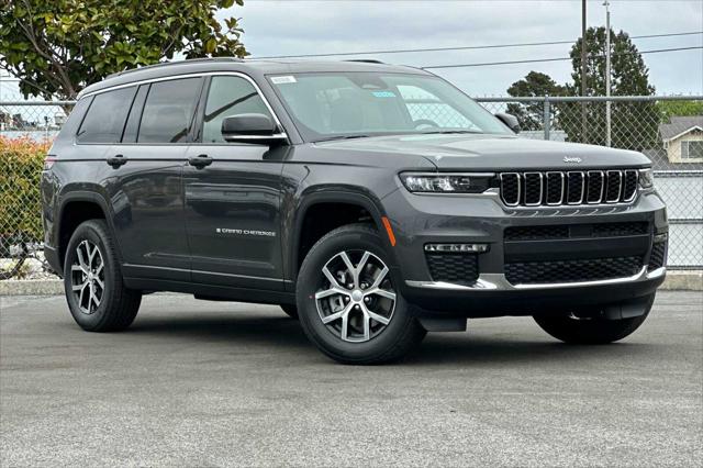 2025 Jeep Grand Cherokee GRAND CHEROKEE L LIMITED 4X4