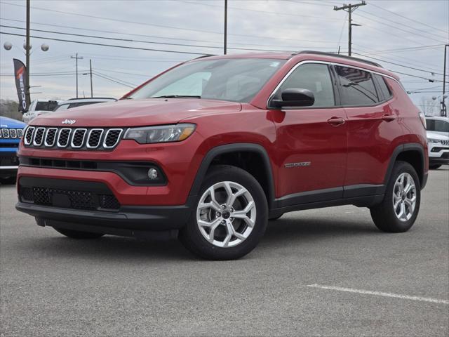 2025 Jeep Compass COMPASS LATITUDE 4X4