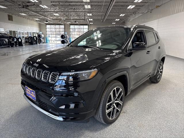 2025 Jeep Compass COMPASS LIMITED 4X4