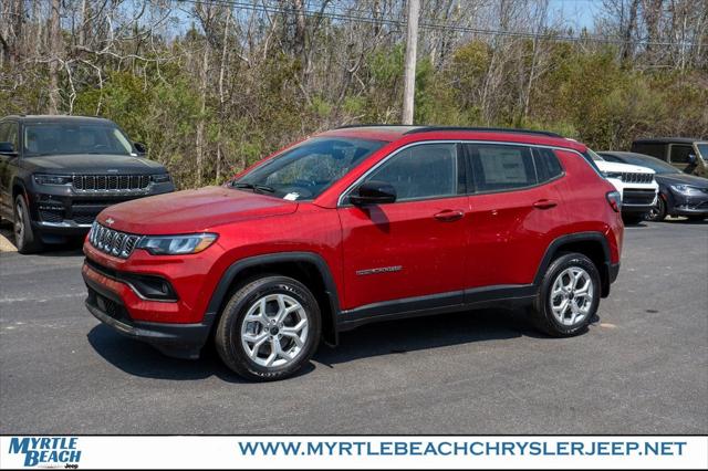 2025 Jeep Compass COMPASS LATITUDE 4X4