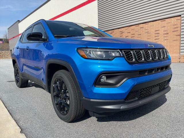 2025 Jeep Compass COMPASS LATITUDE 4X4