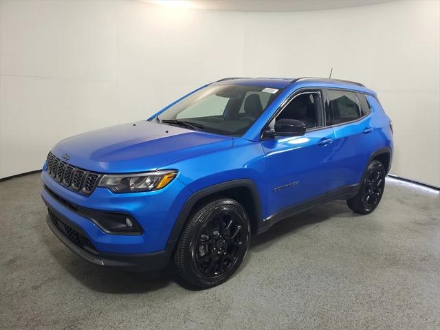 2025 Jeep Compass COMPASS LATITUDE 4X4