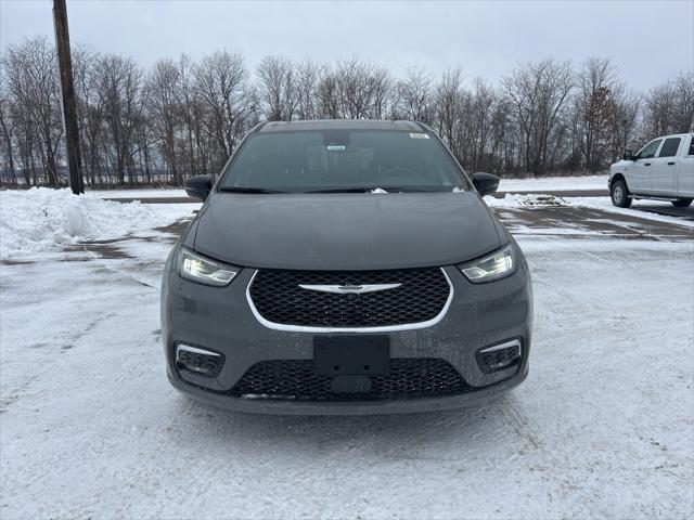 2025 Chrysler Pacifica PACIFICA SELECT AWD