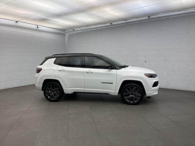 2025 Jeep Compass COMPASS LIMITED 4X4