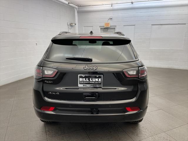 2025 Jeep Compass COMPASS LIMITED 4X4