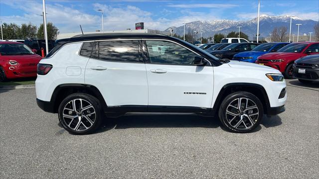 2025 Jeep Compass COMPASS LIMITED 4X4