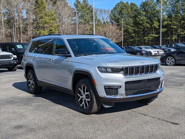 2025 Jeep Grand Cherokee GRAND CHEROKEE L LIMITED 4X4