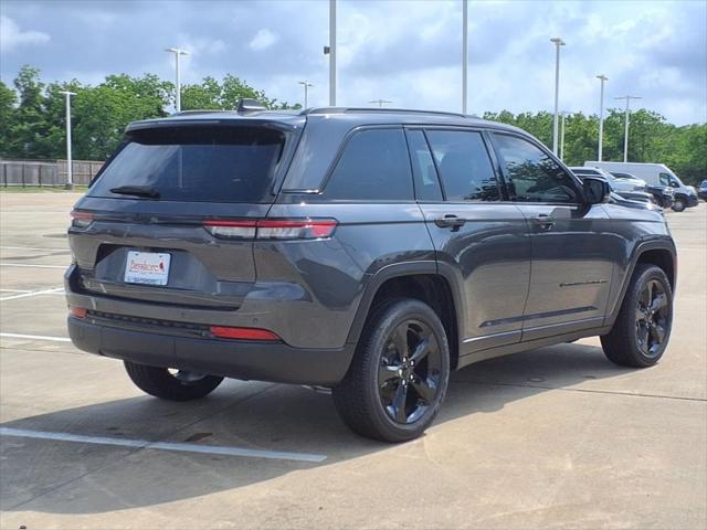 2025 Jeep Grand Cherokee GRAND CHEROKEE ALTITUDE 4X4