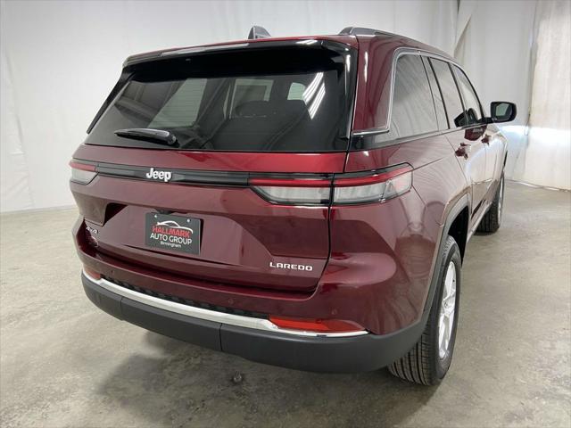 2025 Jeep Grand Cherokee GRAND CHEROKEE LAREDO X 4X4