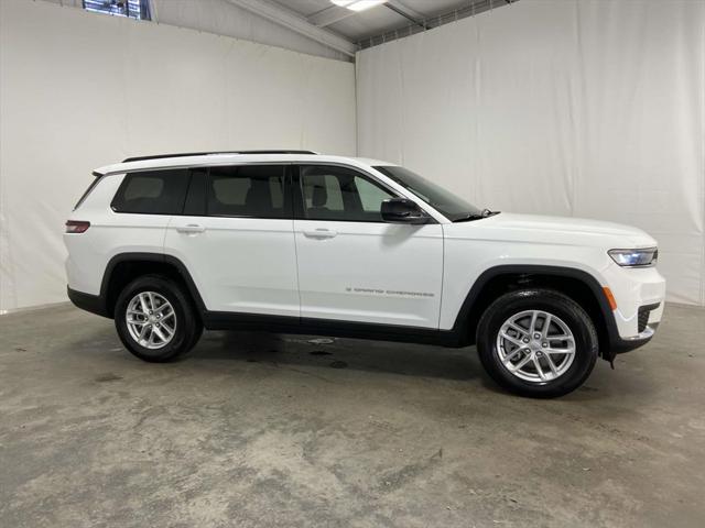 2025 Jeep Grand Cherokee GRAND CHEROKEE L LAREDO X 4X4