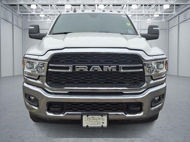 2023 RAM 3500 Chassis Tradesman/SLT/Laramie/Limited