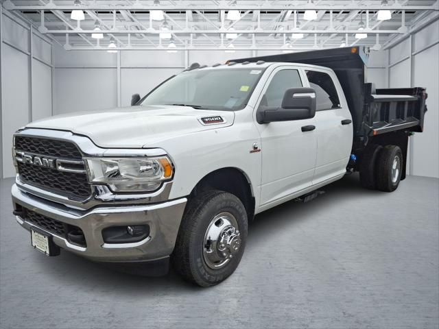 2023 RAM 3500 Chassis Tradesman/SLT/Laramie/Limited