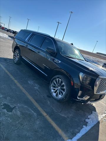 2022 GMC Yukon XL 4WD Denali